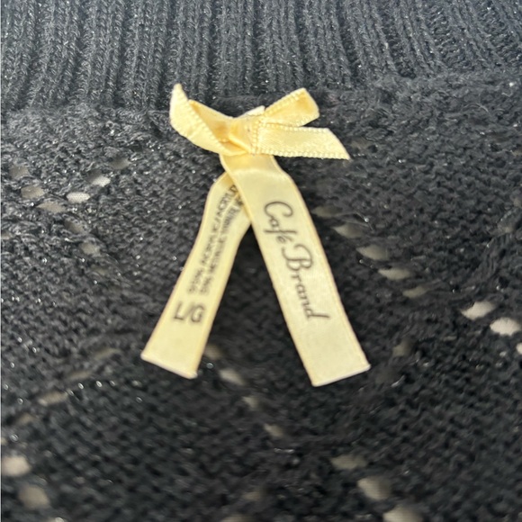 Black sweater with tiny sparkles in material - Picture 2 of 3